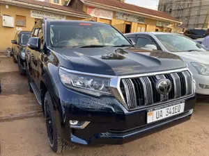 Toyota Land Cruiser Prado 2025 Black