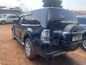 Mitsubishi Pajero 2008 Black