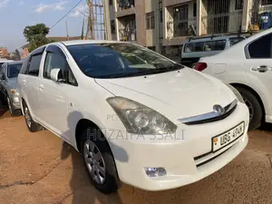 Toyota Wish 2010 White