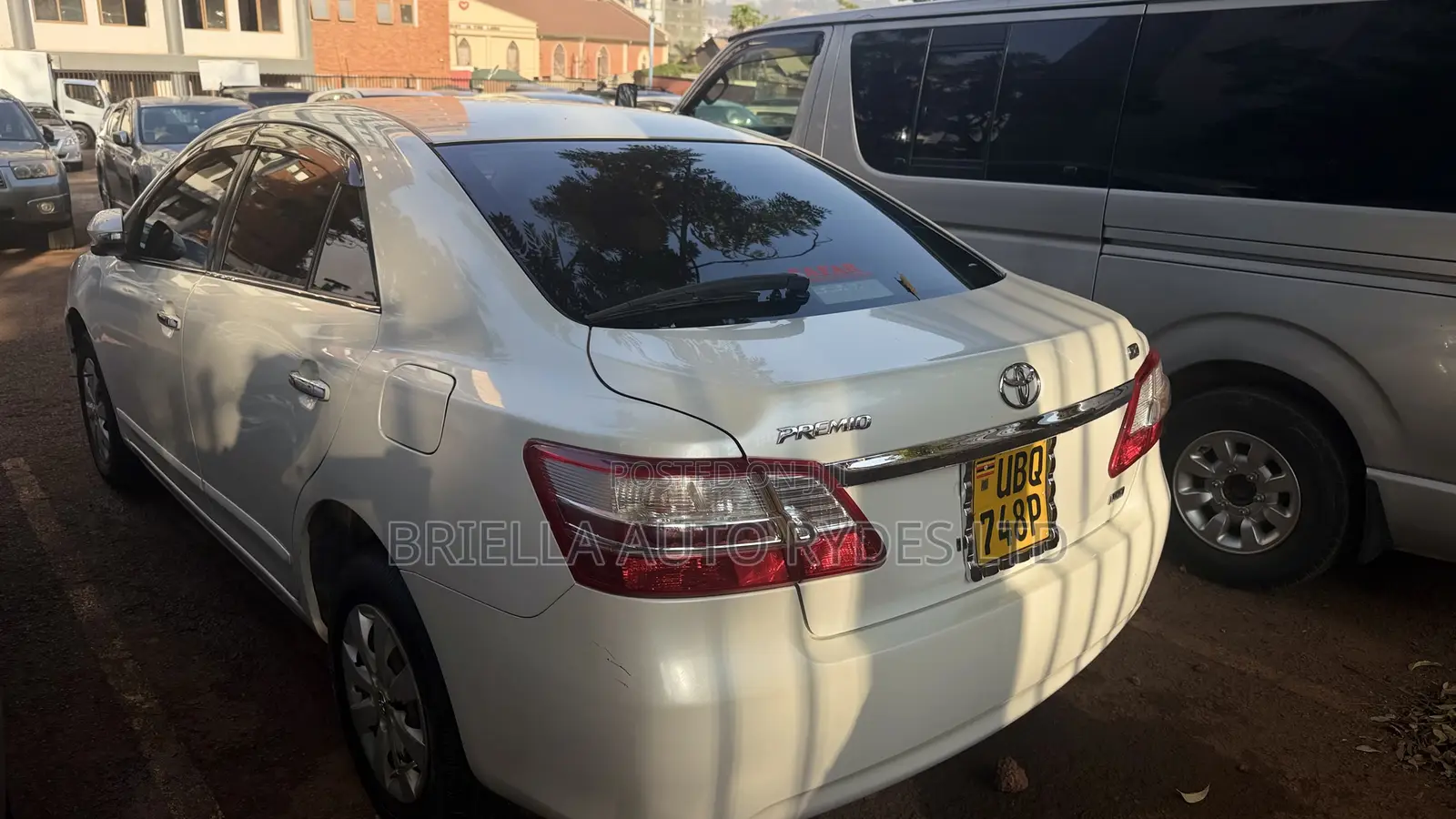 Toyota Premio 2010 White