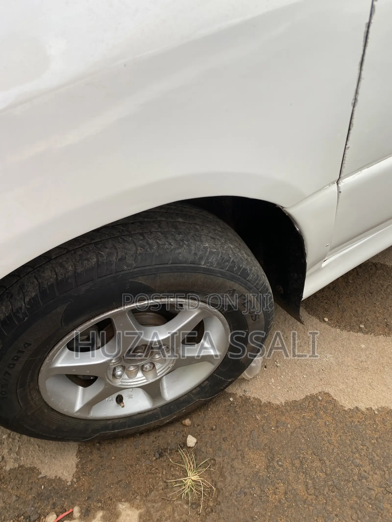 Toyota Ipsum 2008 White