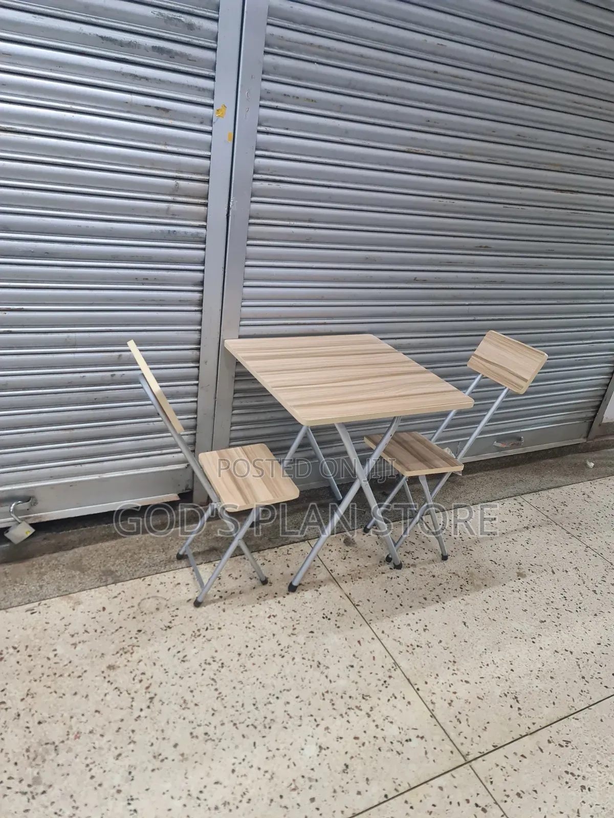 Light Brown Foldable Reading Table Reading Table and Chairs