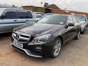 Mercedes-Benz E300 2010 Gray