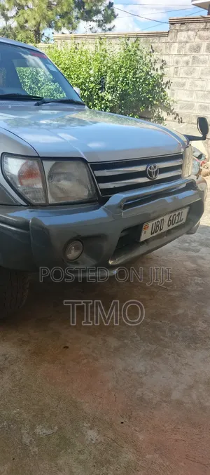 Toyota Land Cruiser Prado 1997 Silver