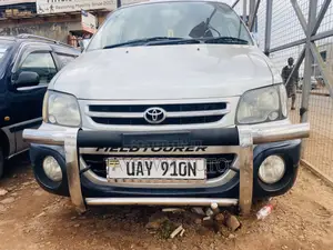 Toyota Noah 2.0 AWD (8 Seater) 2001