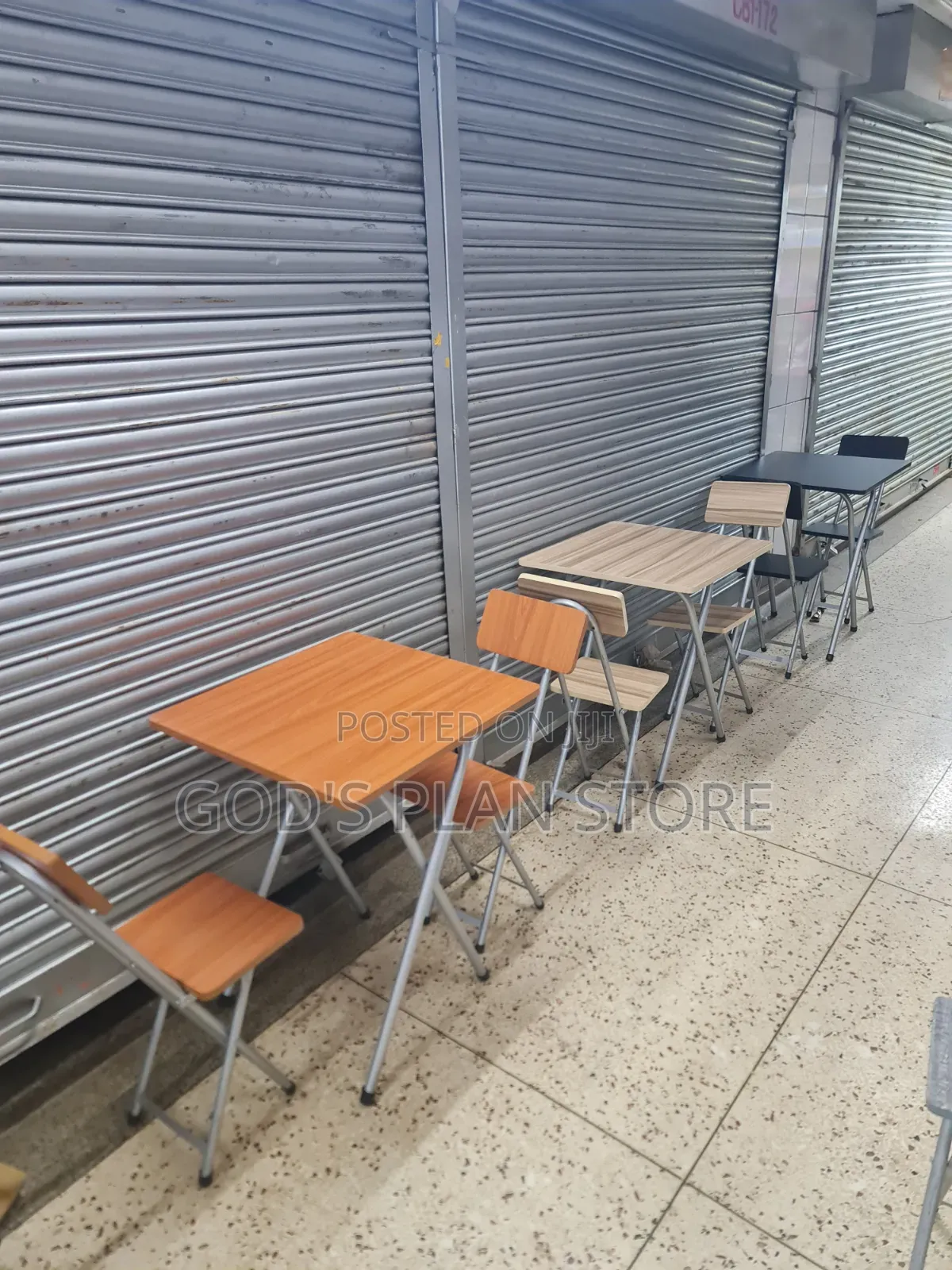 Generic Foldable Reading Table and Chairs