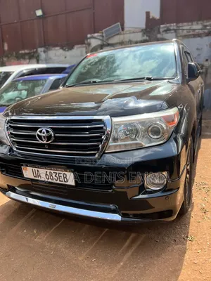 Toyota Land Cruiser 2013 Black