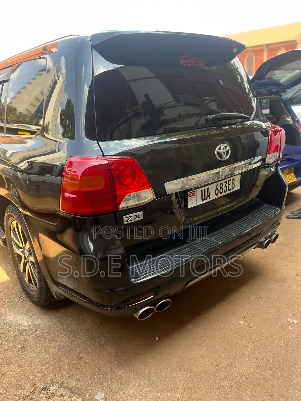 Toyota Land Cruiser 4.6 V8 ZX 2013 Black