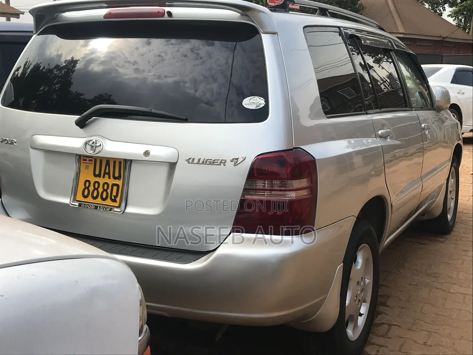 Toyota Kluger 2004 Silver