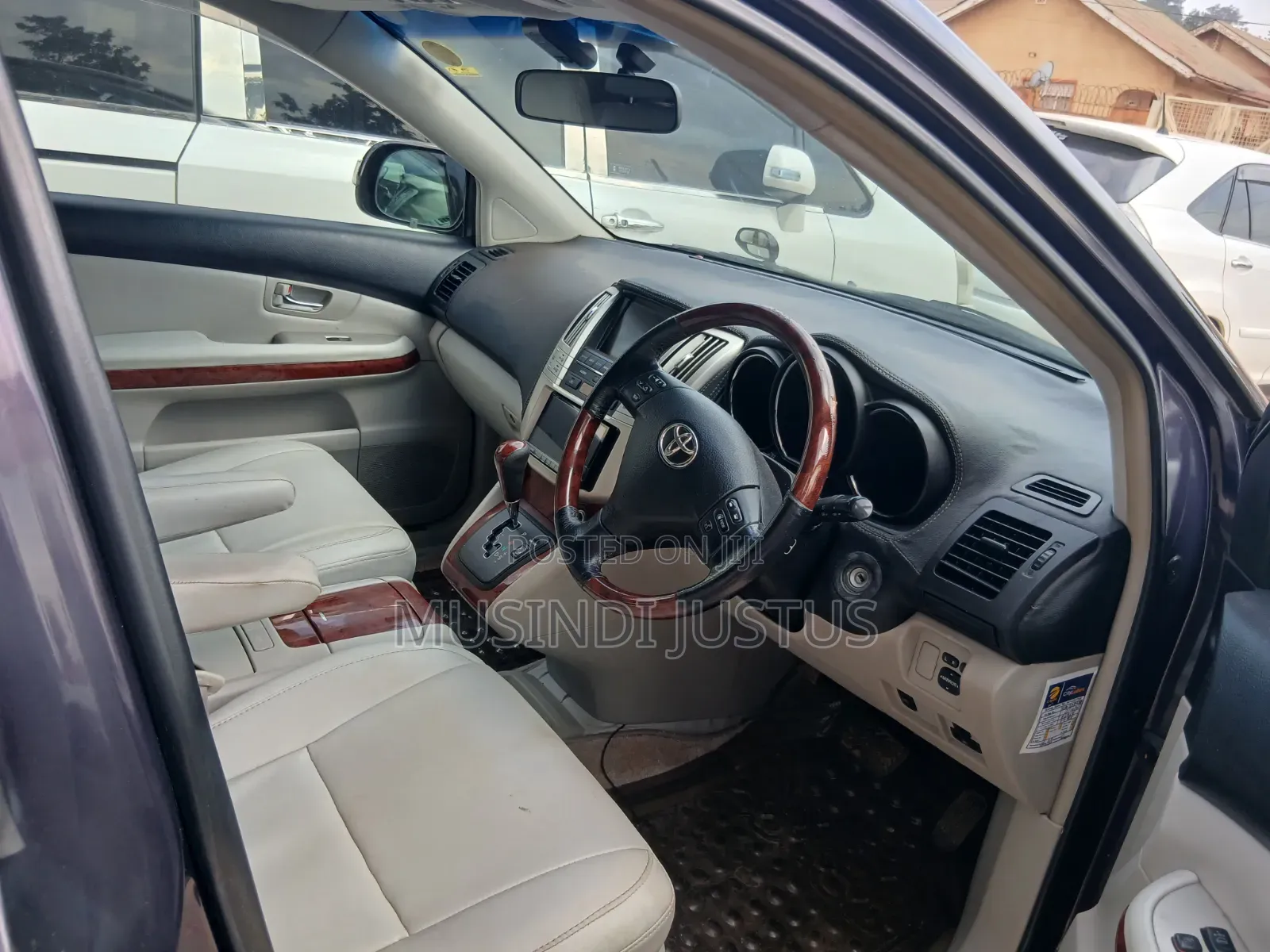 Toyota Harrier 2010 Maroon