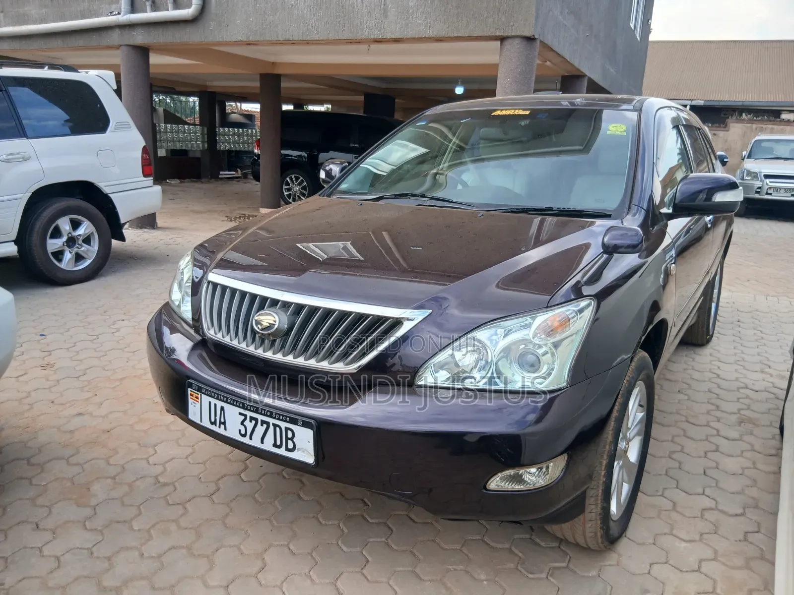 Toyota Harrier 2010 Maroon