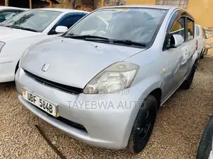 Toyota Passo 2005 Silver