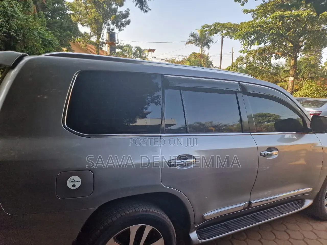 Toyota Land Cruiser 4.6 V8 ZX 2016 Gray