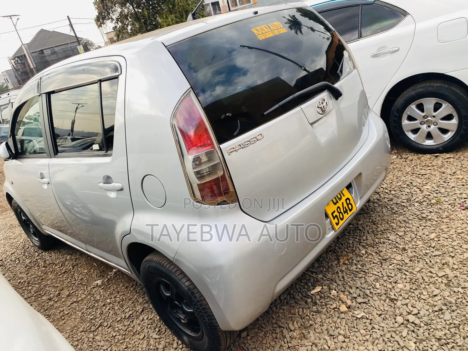 Toyota Passo 2005 Silver