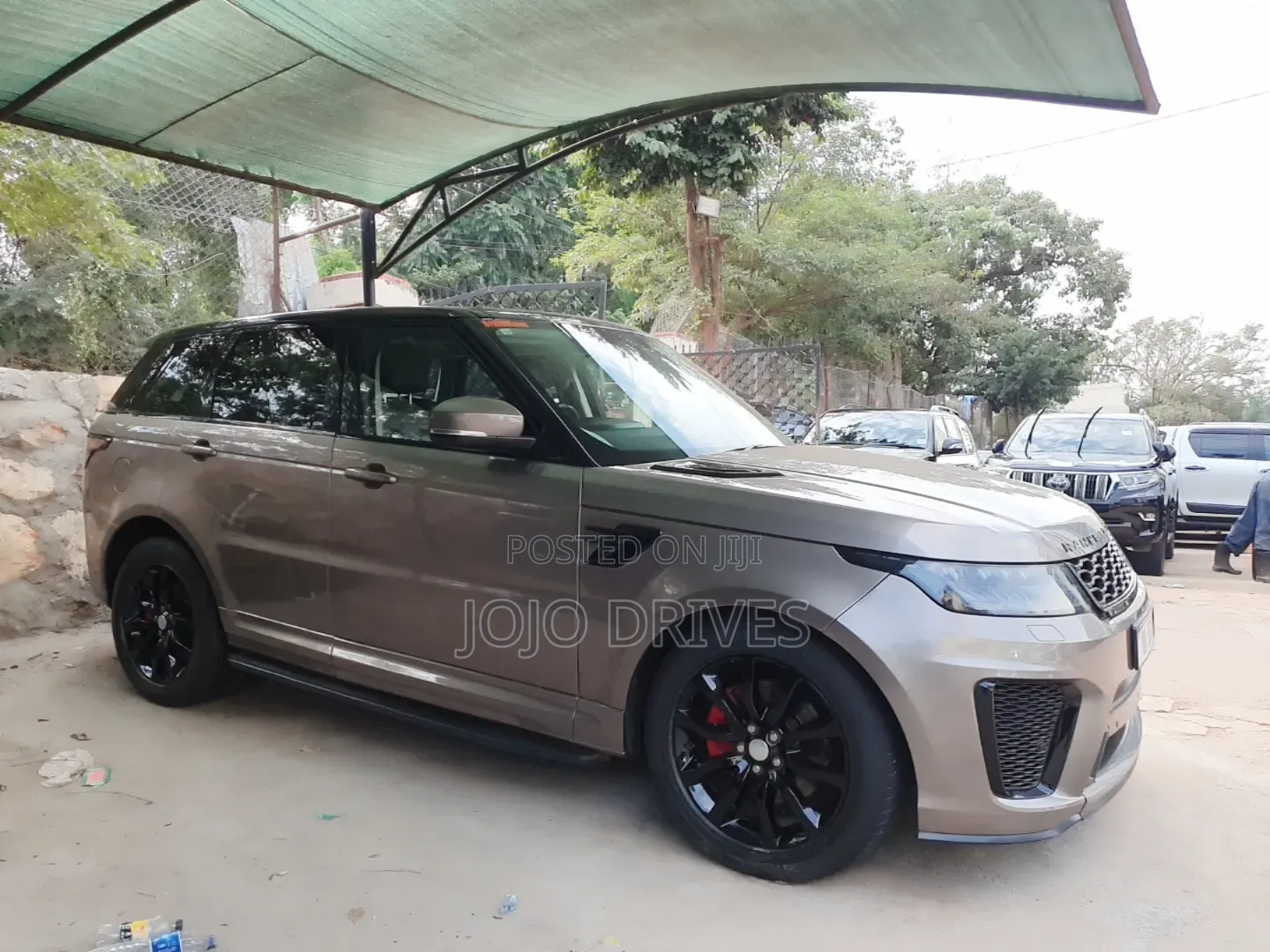 Land Rover Range Rover Sport Dynamic 4x4 (5.0L 8cyl 8A) 2016 Gold
