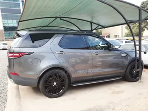 Land Rover Discovery Sport HSE 2018 Gray