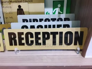 Metallic Door Labels/ Tags
