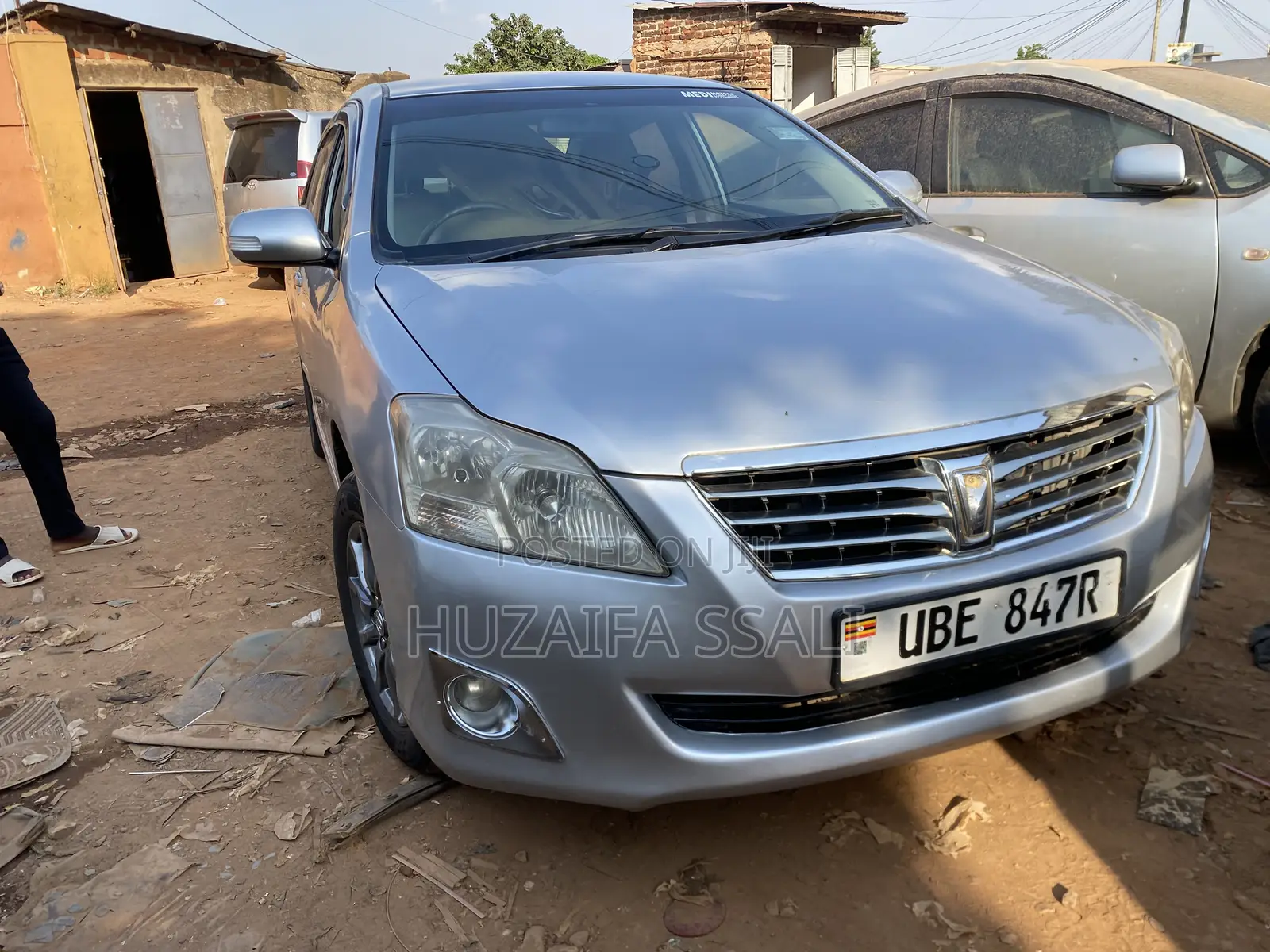 Toyota Premio 2015 Silver