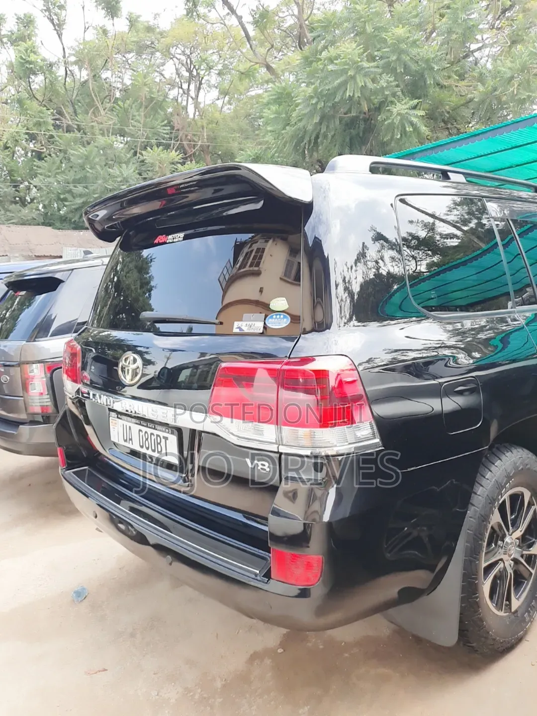 Toyota Land Cruiser 4.6 V8 AX 2010 Black