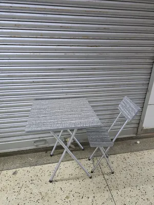 X-Shaped Reading Foldable Table and Chair
