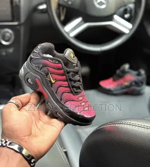 Red and Black Nike Air Max Kids Sneakers