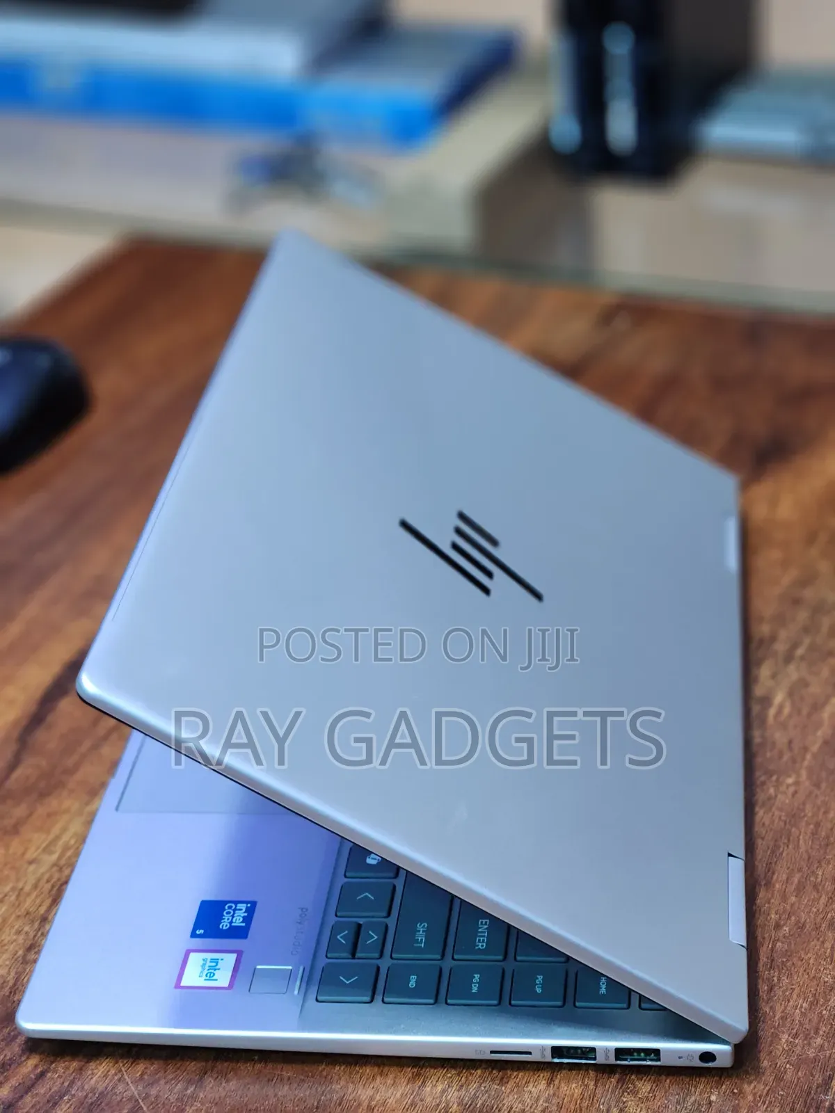 New Laptop HP Envy x360 8GB Intel Core i5 SSD 256GB