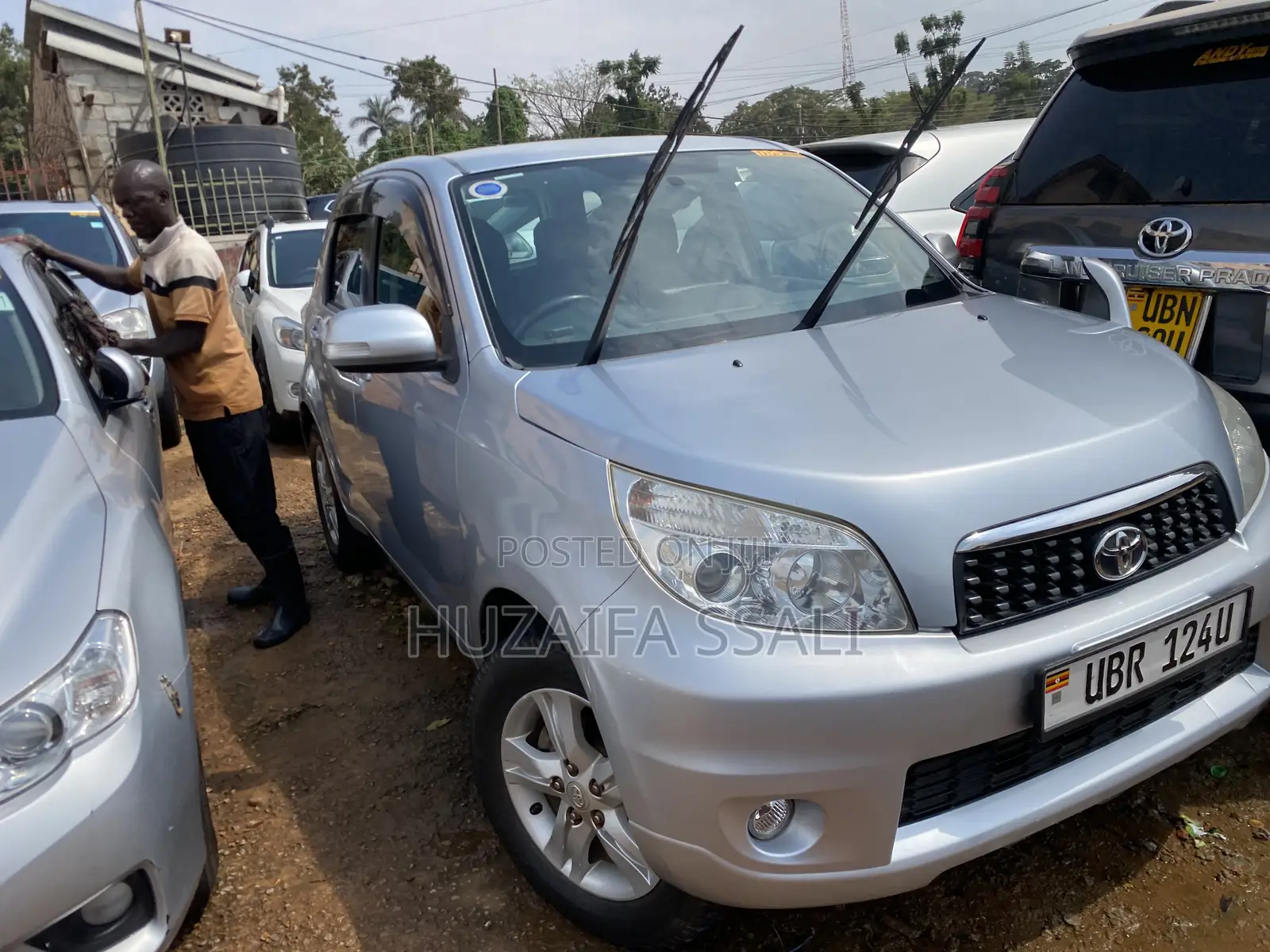 Toyota Rush 2018 Silver