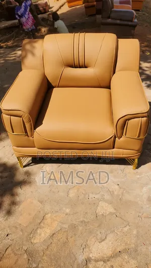 Chest Field Chair