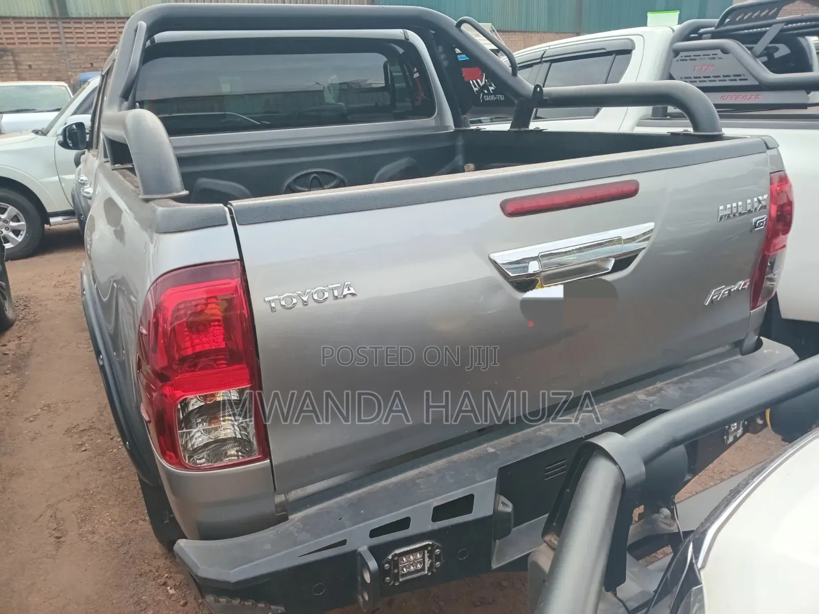 Toyota Hilux 2015 Silver