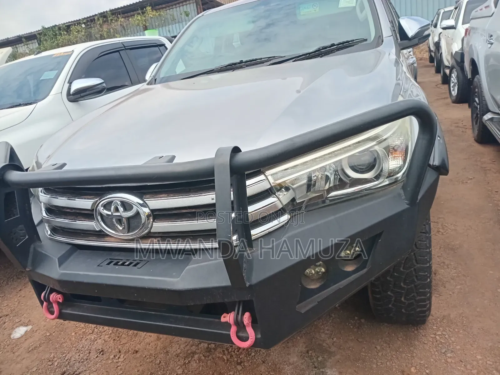Toyota Hilux 2015 Silver