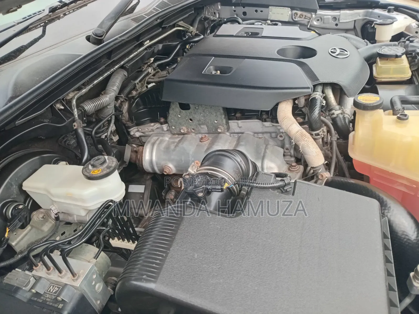 Toyota Hilux 2015 Silver