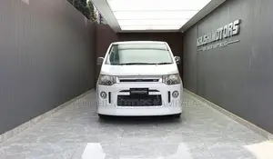Mitsubishi Delica D:5 2013 White