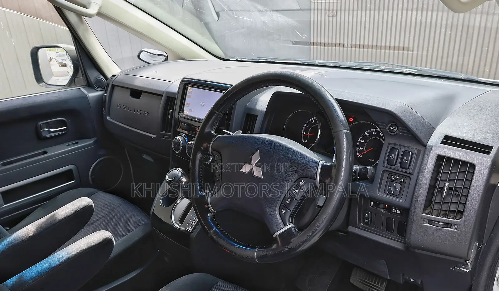 Mitsubishi Delica D:5 2013 White