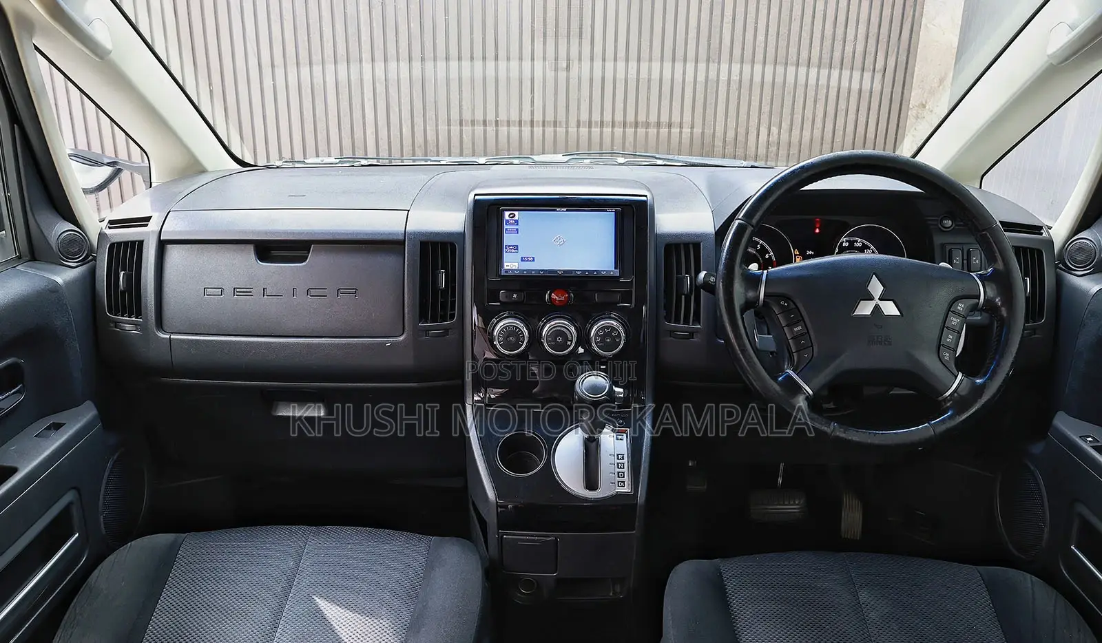 Mitsubishi Delica D:5 2013 White