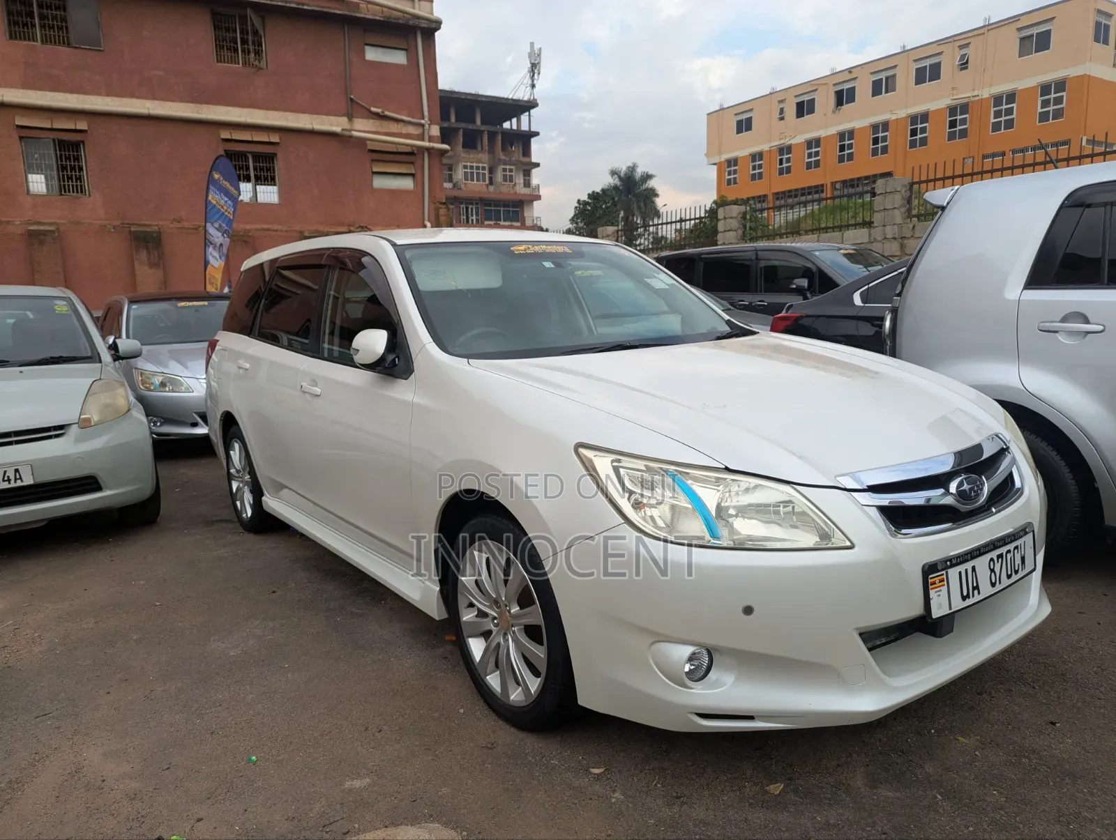 Subaru Exiga 2010 Silver