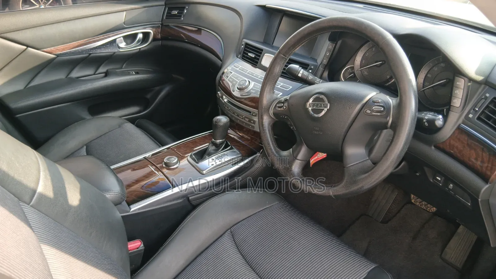 Nissan Fuga 2015 White