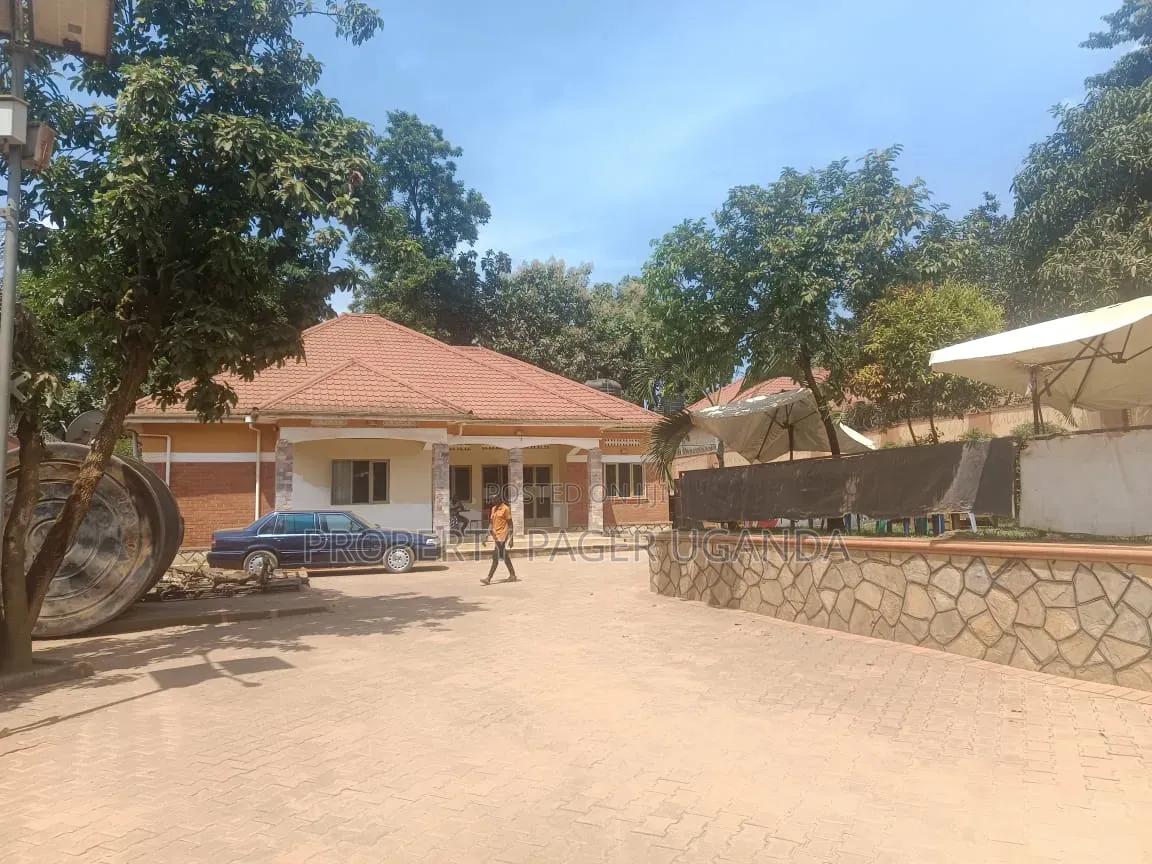 4bdrm House in Kasangati, Nangabo for rent