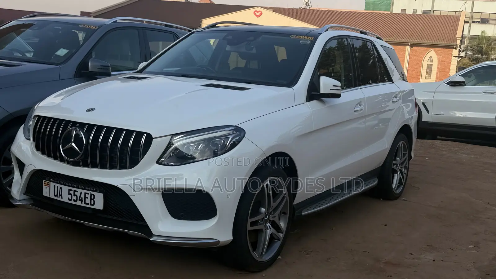Mercedes-Benz GLE-Class 2017 Off white