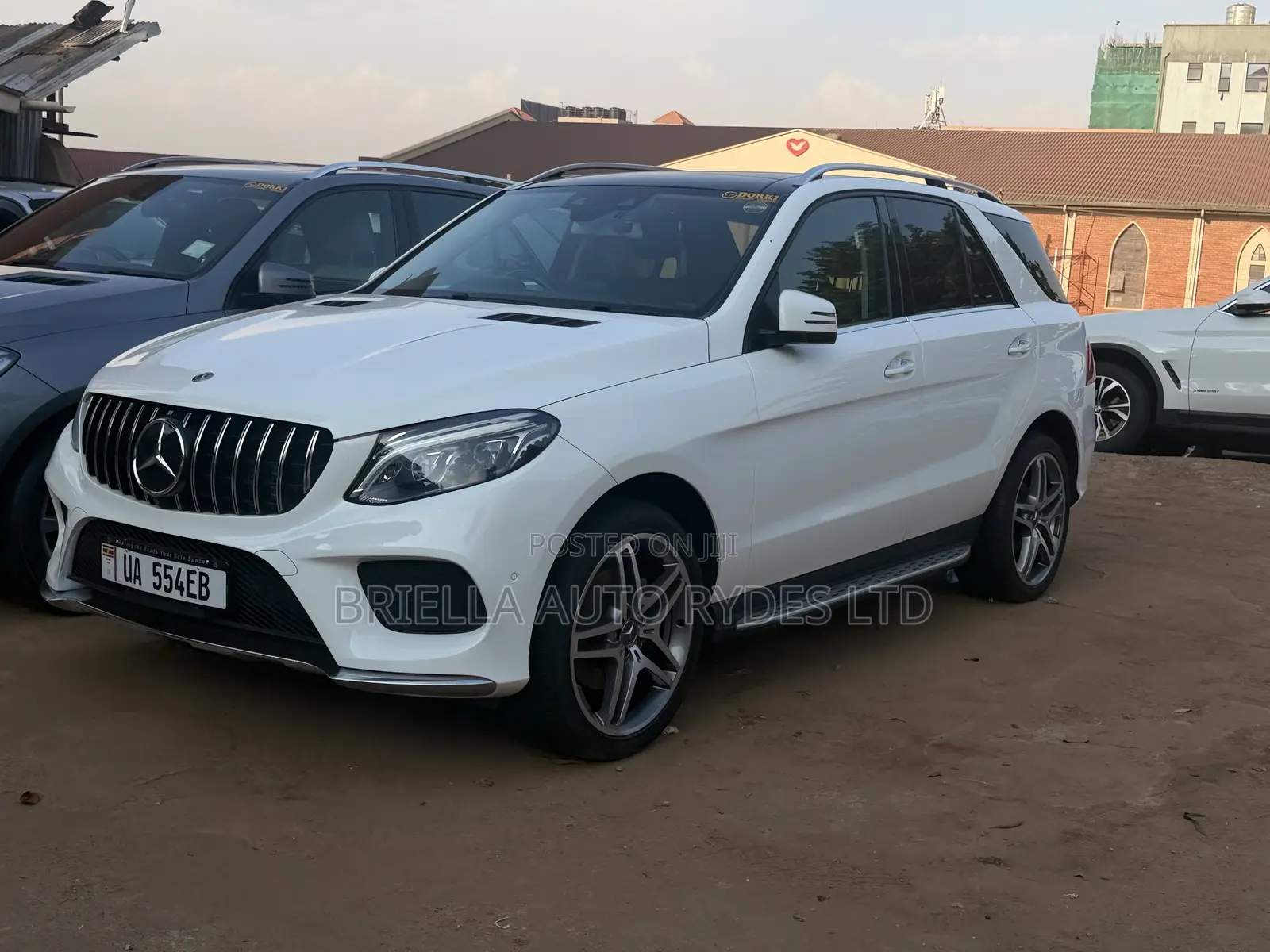 Mercedes-Benz GLE-Class 2017 Off white