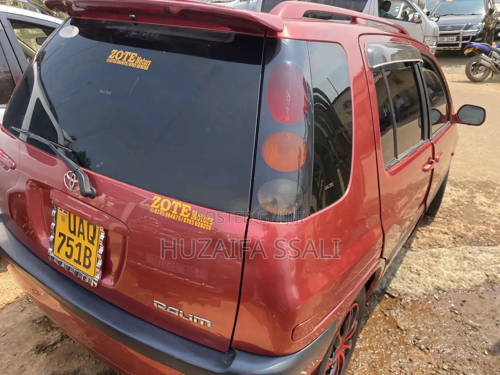 Toyota Raum 2008 Red