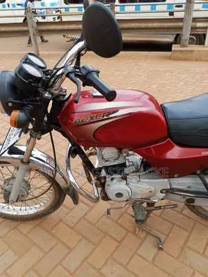 Bajaj Boxer 2024 Red