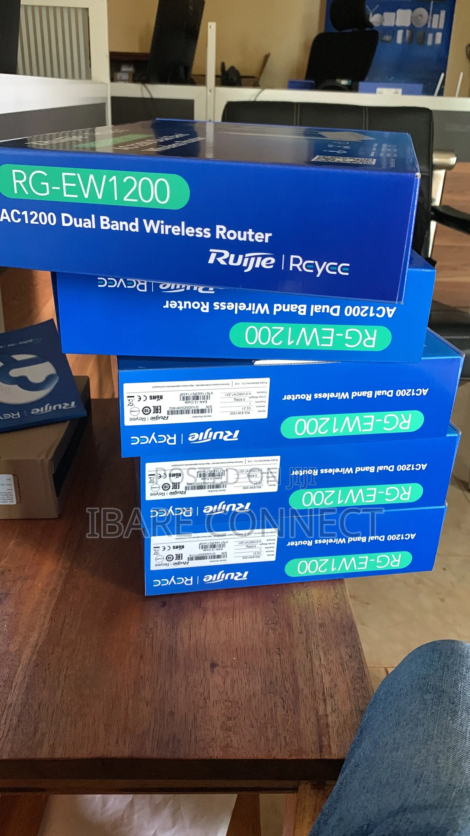 Ruijee Ew1200