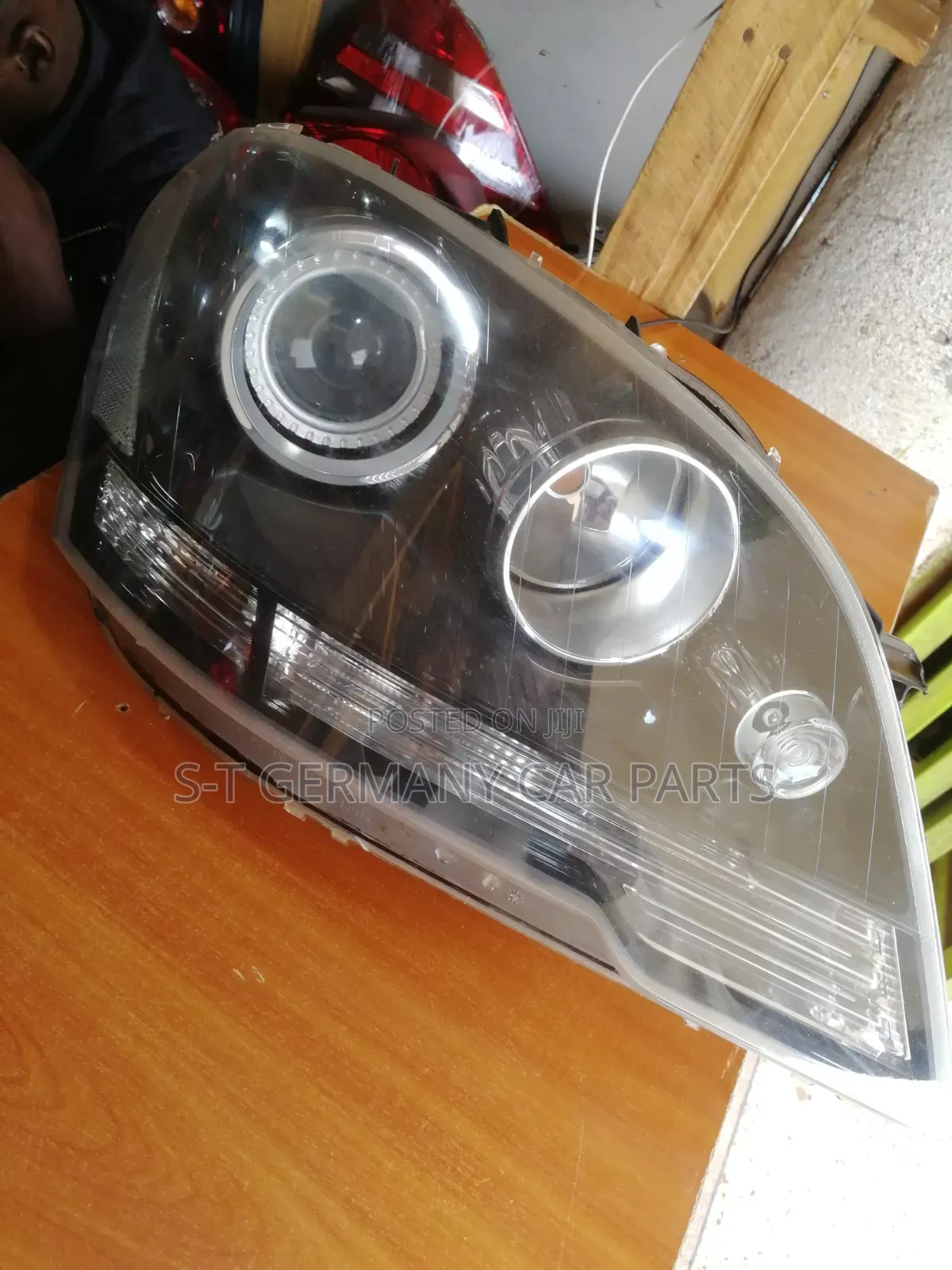 W164 Head Light (2008-2010)