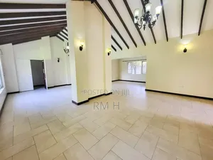 4bdrm Bungalow in Kansanga, Central Division for rent
