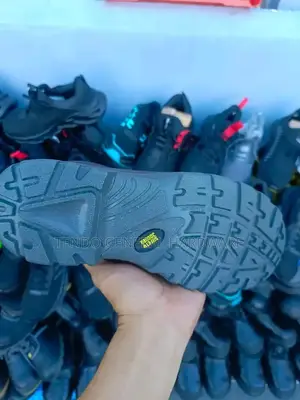 Safety Shoe Boot/Safety Jogger