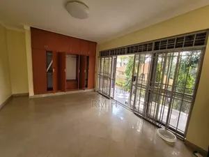 4bdrm Duplex in Muyenga, Central Division for rent