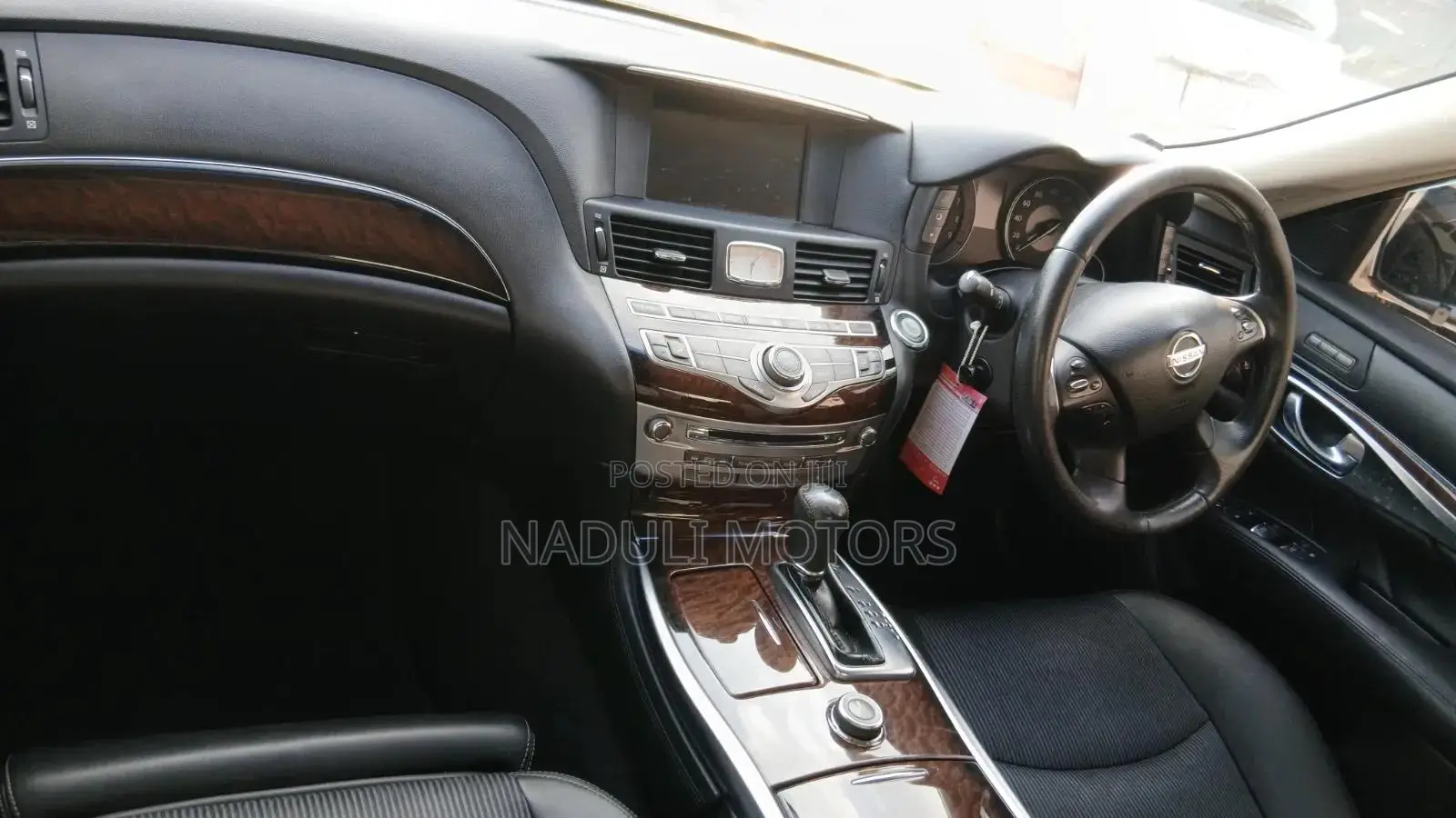 Nissan Fuga 2015 White