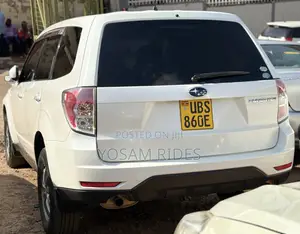 Subaru Forester 2010 White