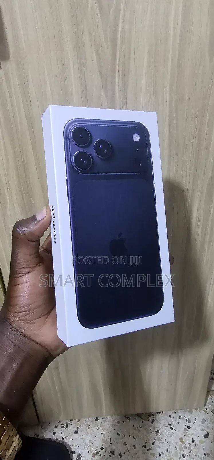 New Apple iPhone 17 Pro Max 256 GB Blue