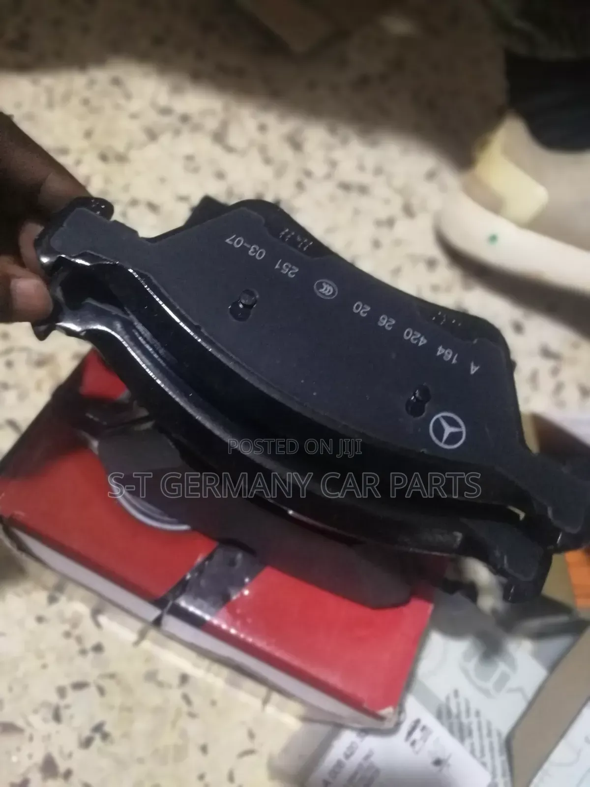 W164 Behind/Rear Brake Pads